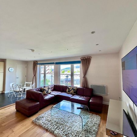 Great City Centre Getaway Apartment 2 Bed Near The Beach And Shopping Area Swansea Exterior photo
